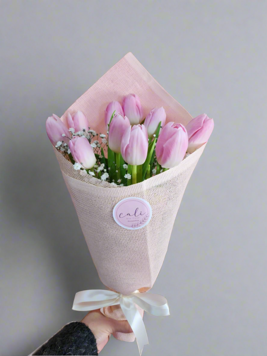 Ramo de tulipanes rosas - 10