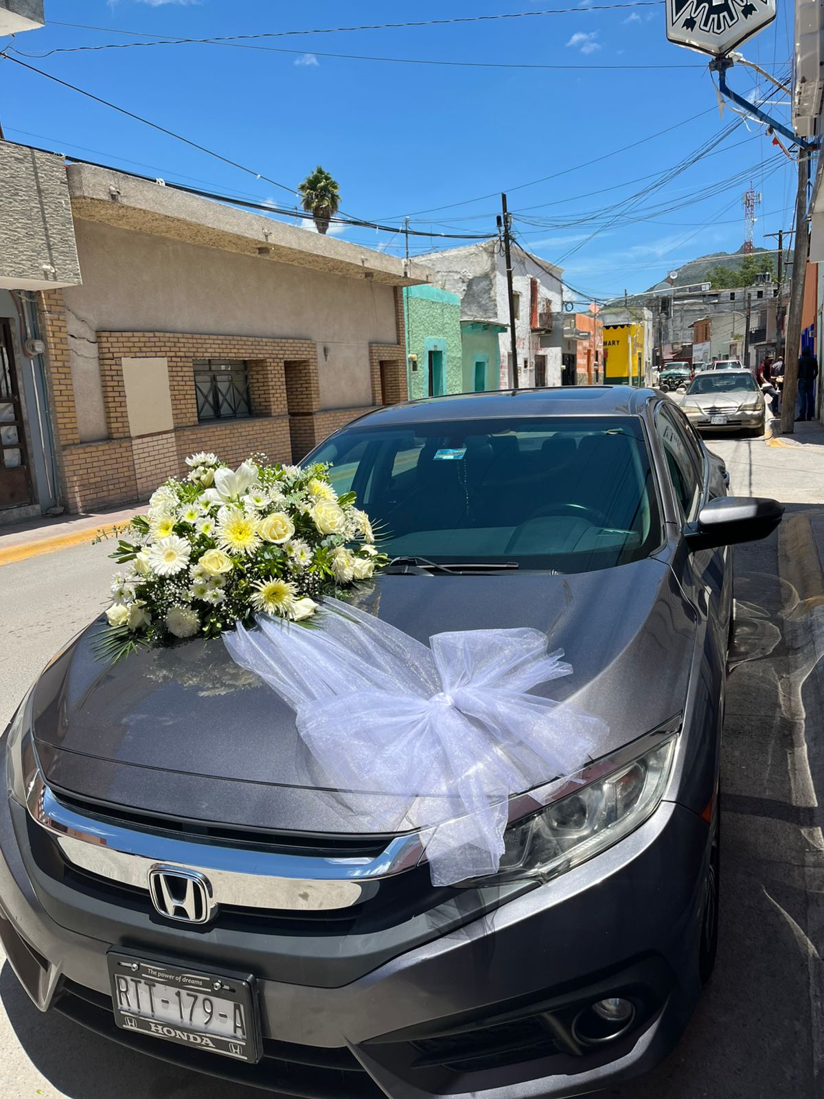 Arreglo carro de bodas