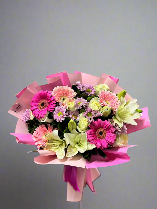 Ramo gerberas con diseño - 10