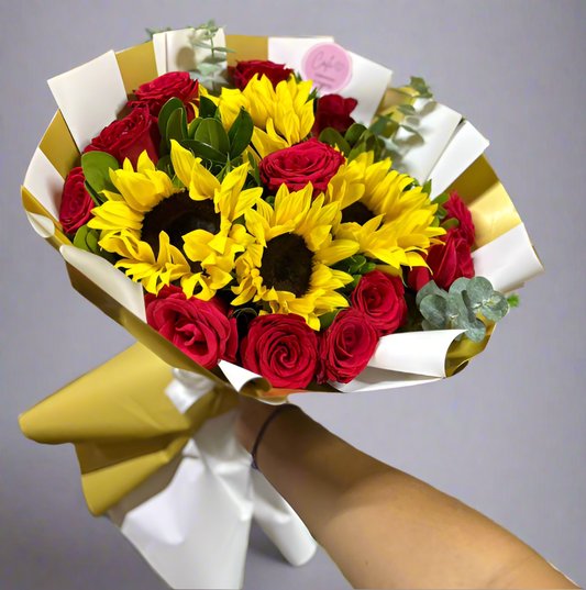 Arreglo Flor roja y girasol - 10